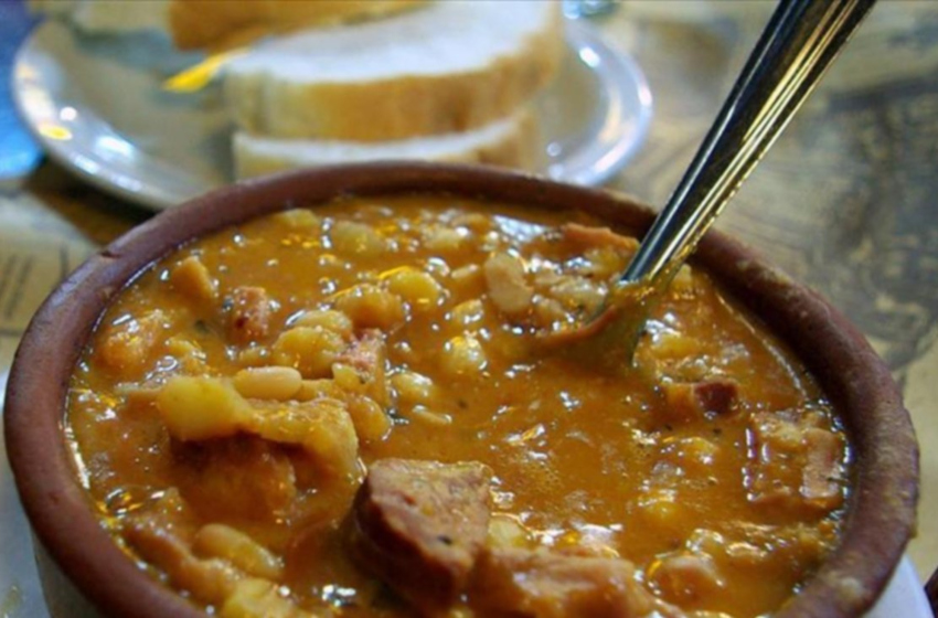 История локро, традиционное блюдо, для национальных праздников Аргентины.